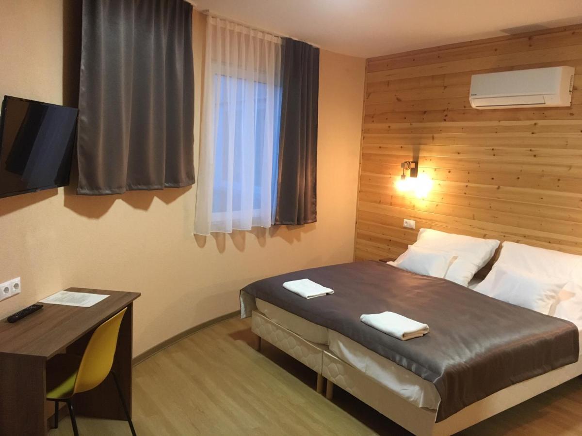 Nautilus Etterem Es Panzio Hotell Dabas Eksteriør bilde